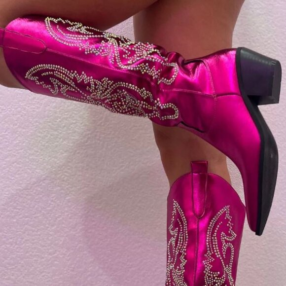 BRAND NEW | Hot Pink Metallic Western Cowboy Boots - Picture 3 of 3